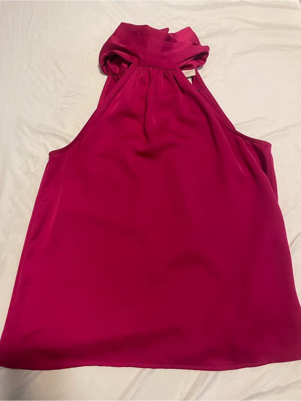 a new day Sleeveless Mock Neck Camisole in Fuchsia